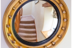 stair-mirror-detail