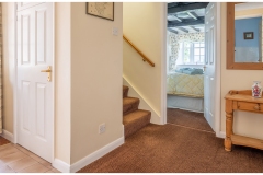 hallway-thru-bedroom