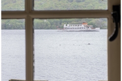 lounge-lake-view