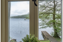 twin-bed-lake-view